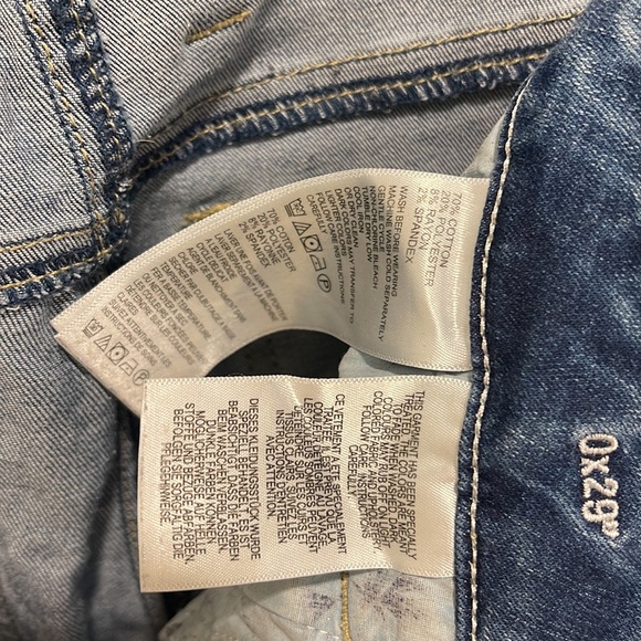 Tommy Bahama, size 0 x 29, medium wash - Picture 4 of 6